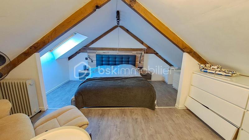 Propriété - 354 m² - 14 pièces