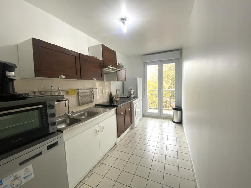 Appartement ancien - 77 m² - 3 pièces