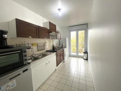 Appartement ancien - 77 m² - 3 pièces