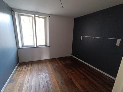 Maison traditionnelle - 71 m² - 7 pièces