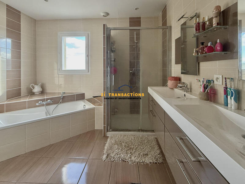 Maison ancienne - 152 m² - 6 pièces