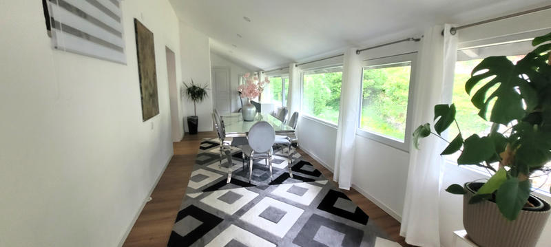 Propriété - 310 m² - 12 pièces