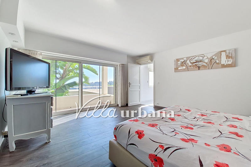 Maison - 218 m² - 6 pièces