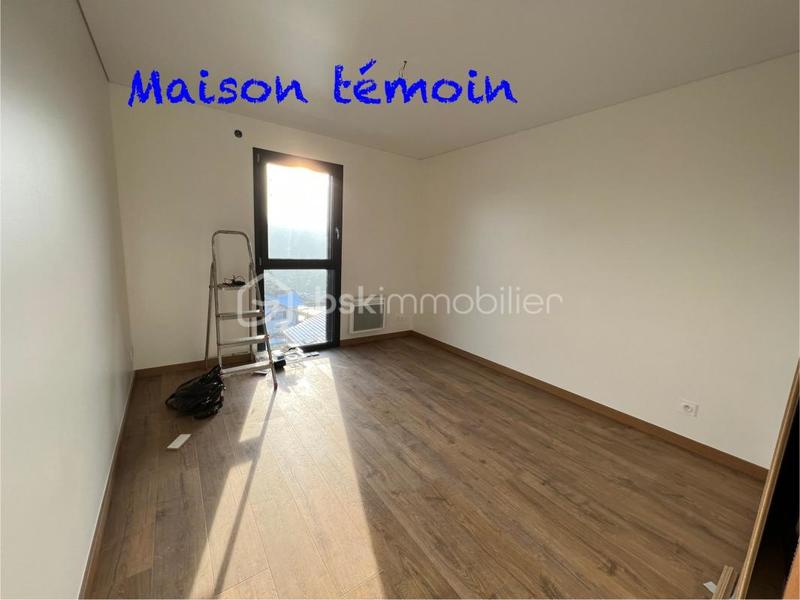 Maison - 91 m² - 4 pièces