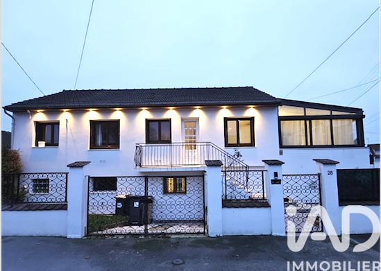 Maison - 167 m² - 7 pièces