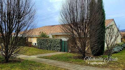 Maison - 81 m² - 4 pièces