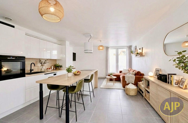 Maison - 55 m² - 4 pièces