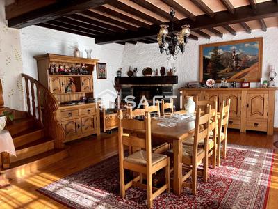 Maison - 172 m² - 7 pièces