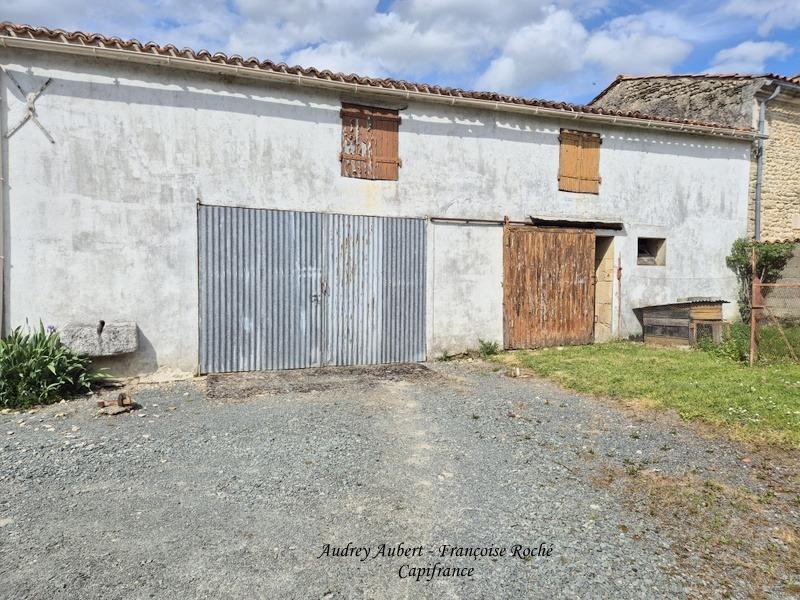 Maison en pierre - 85 m² - 3 pièces