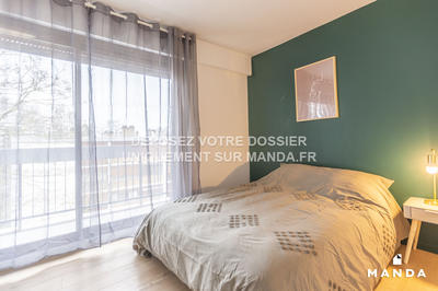 Chambre - 10 m² - 5 pièces