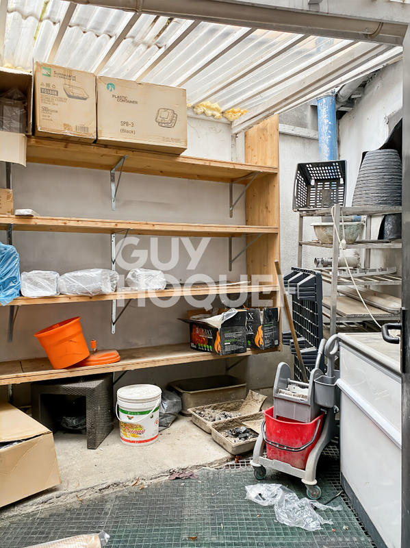 Local commercial - 220 m²