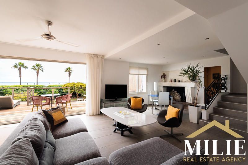 Villa - 350 m² - 8 pièces