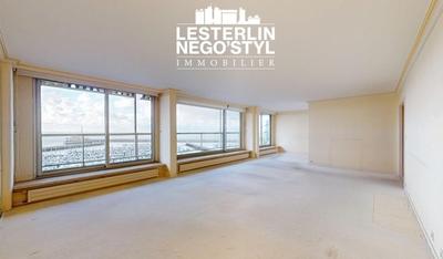 Appartement - 125 m² - 4 pièces