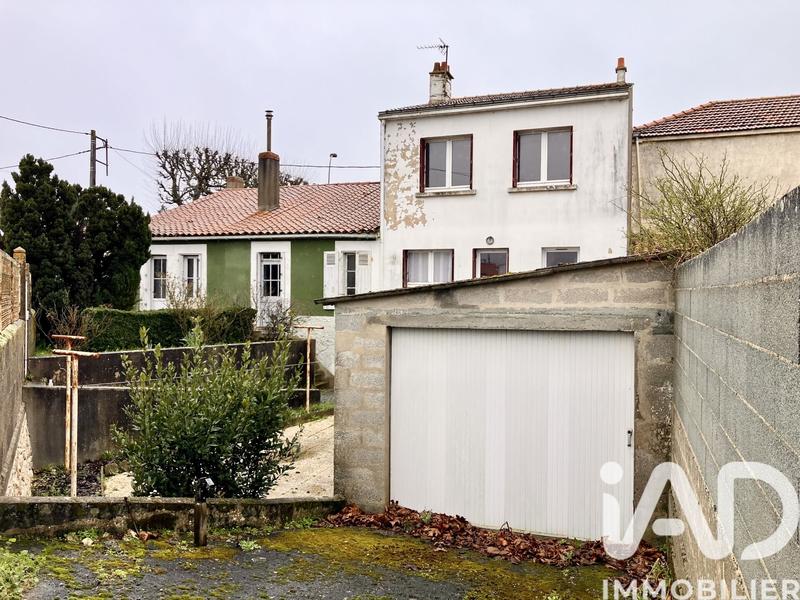 Maison - 181 m² - 8 pièces