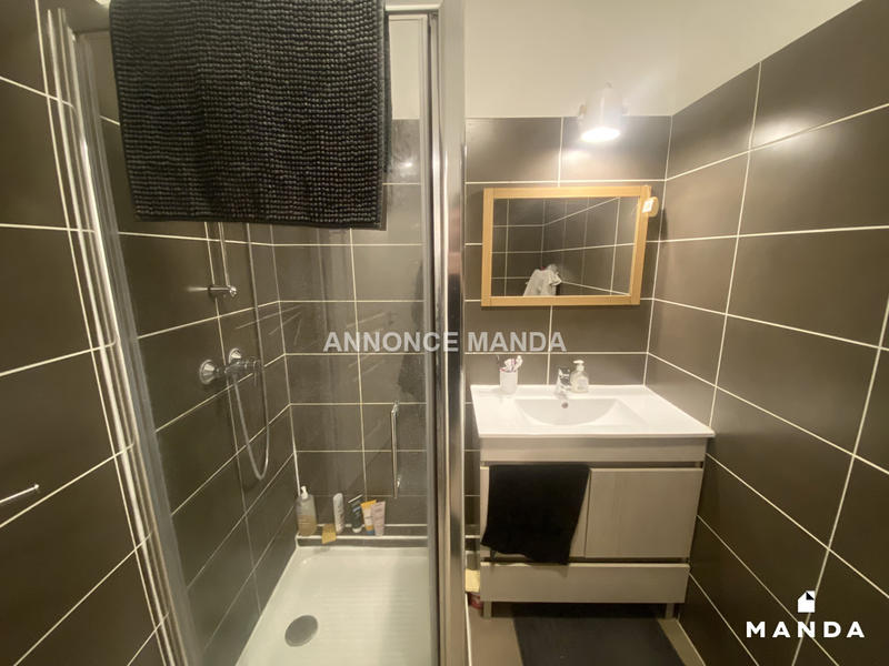 Chambre - 10 m² - 4 pièces