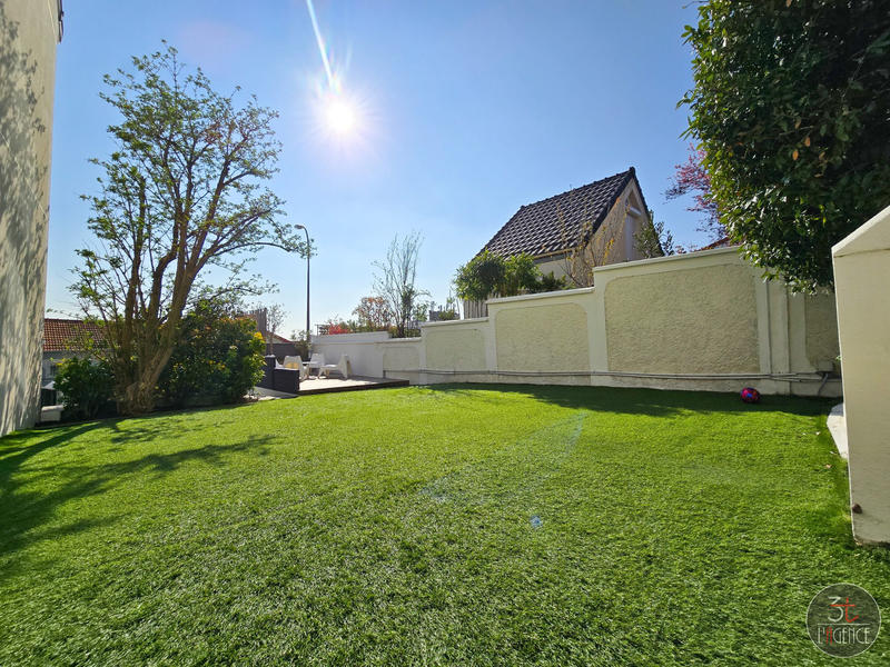 Maison - 150 m² - 7 pièces