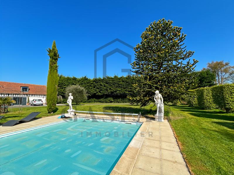 Château - 477 m² - 13 pièces