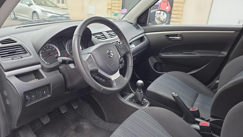 Suzuki Swift 1.2 Vvt 94 Casual Edition - Première main Toit ouvrant