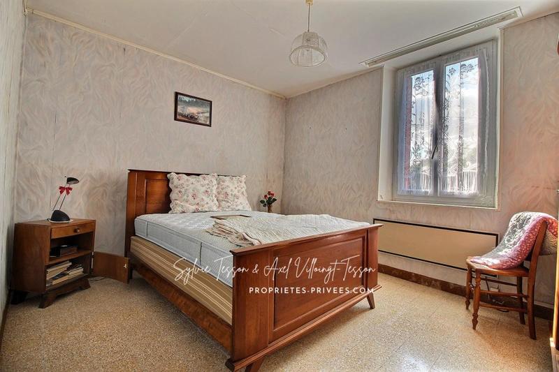 Maison - 102 m² - 6 pièces