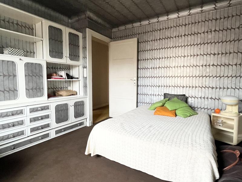 Appartement - 110 m² - 6 pièces