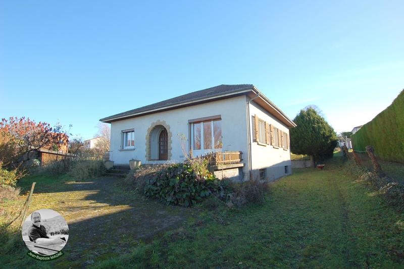 Maison - 96 m² - 5 pièces