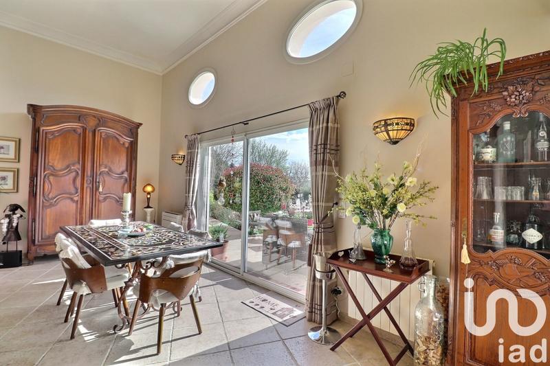 Maison - 196 m² - 7 pièces