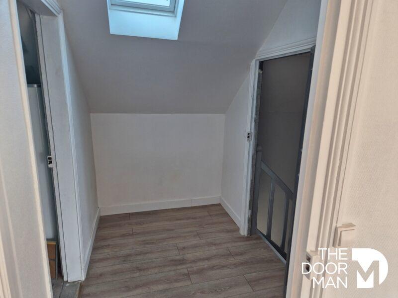 Immeuble - 136 m² - 6 pièces