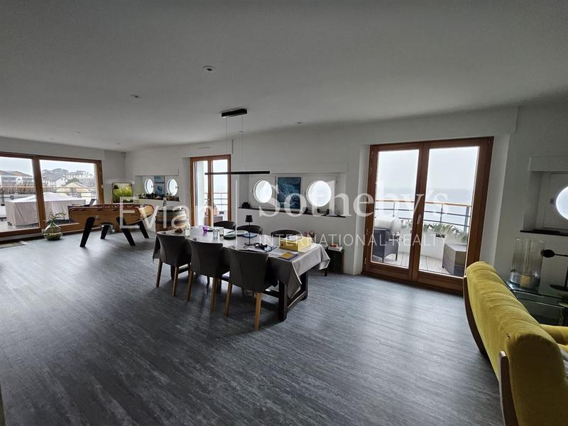 Appartement - 118 m² - 4 pièces