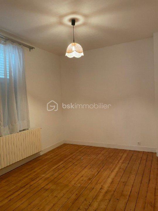 Maison ancienne - 120 m² - 9 pièces