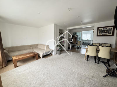 Appartement - 92 m² - 5 pièces