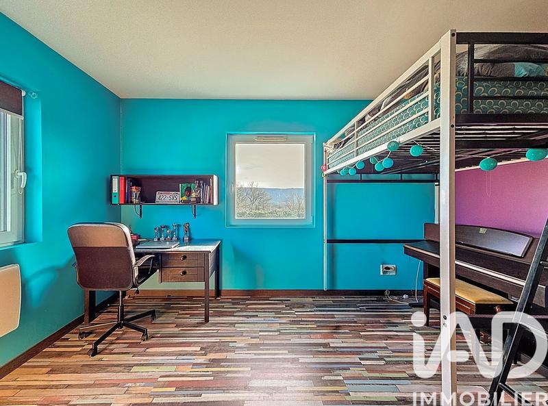 Maison - 199 m² - 6 pièces