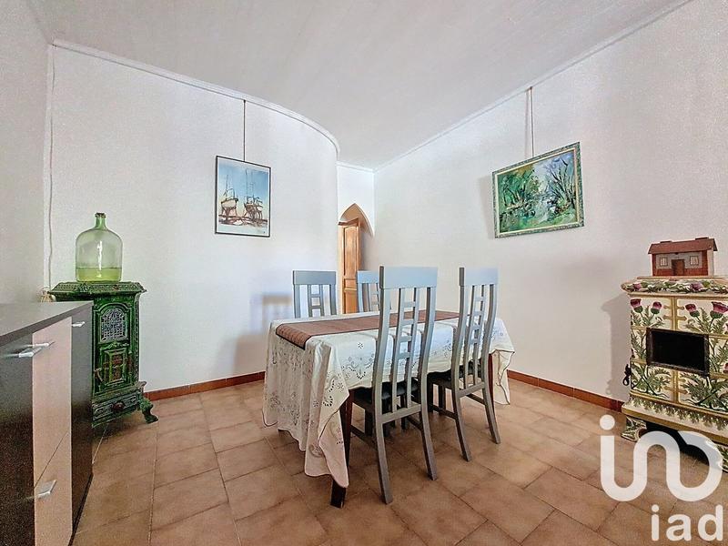 Maison - 257 m² - 9 pièces