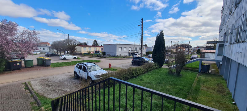 Appartement - 87 m² - 5 pièces