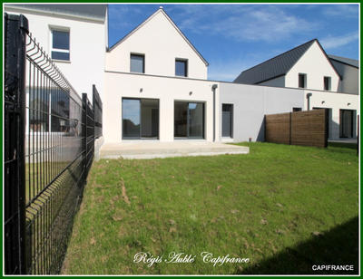 Maison - 94 m² - 5 pièces