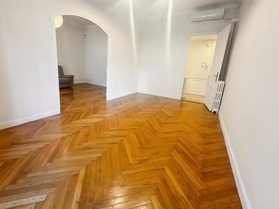 Appartement - 94 m² - 2 pièces