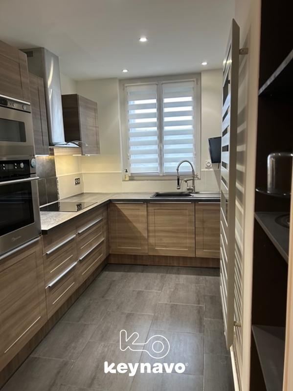 Appartement - 81 m² - 3 pièces