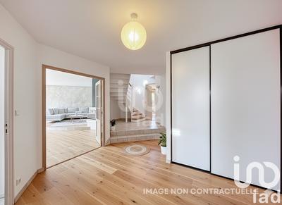 Maison - 183 m² - 7 pièces