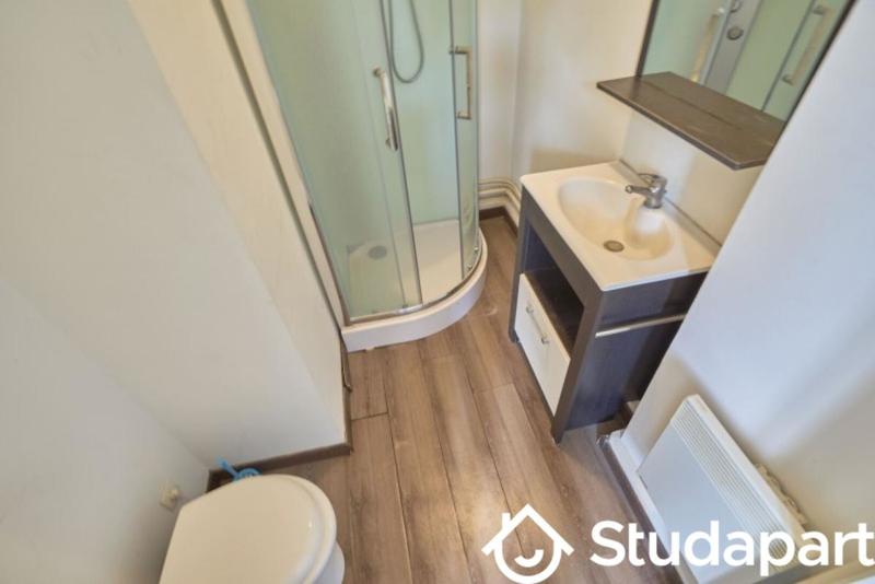 Chambre - 13 m² - 1 pièce