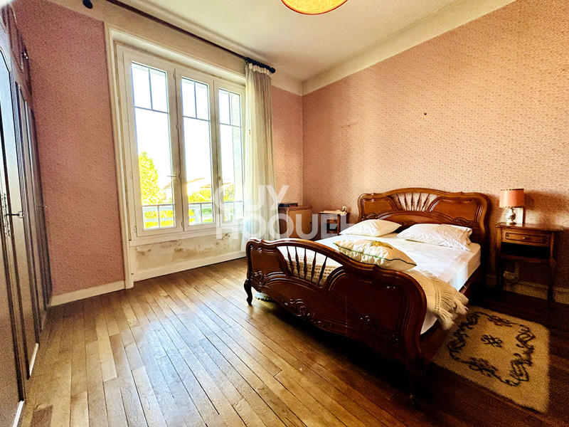 Maison - 153 m² - 7 pièces