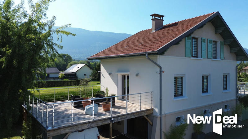 Maison - 140 m² - 5 pièces