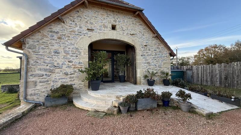 Maison - 238 m² - 10 pièces