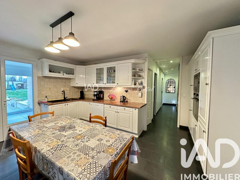 Maison - 193 m² - 6 pièces