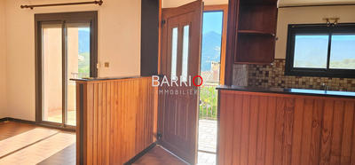 Maison - 96 m² - 5 pièces