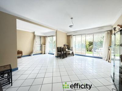 Appartement - 93 m² - 4 pièces