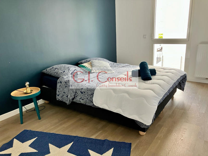 Appartement - 87 m² - 5 pièces