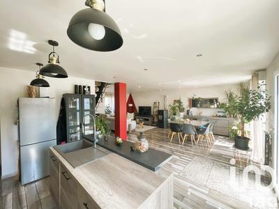 Maison - 160 m² - 6 pièces