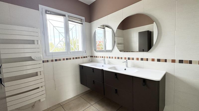 Maison contemporaine - 180 m² - 5 pièces