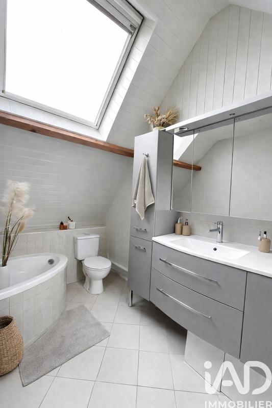 Maison - 165 m² - 6 pièces