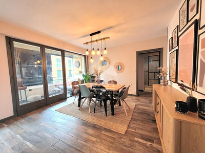 Appartement - 84 m² - 3 pièces