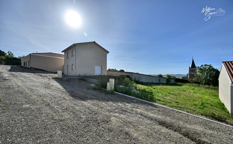 Terrain constructible - 737 m²